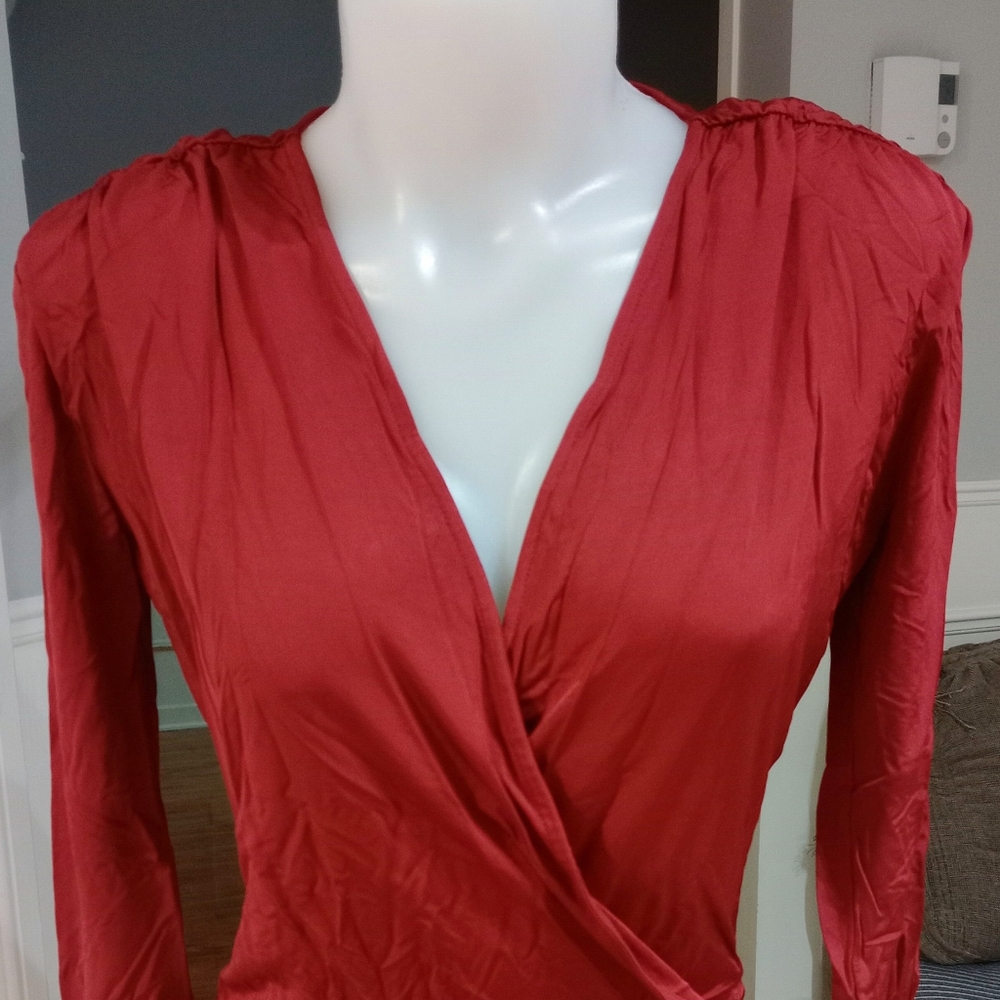 Cherry red body